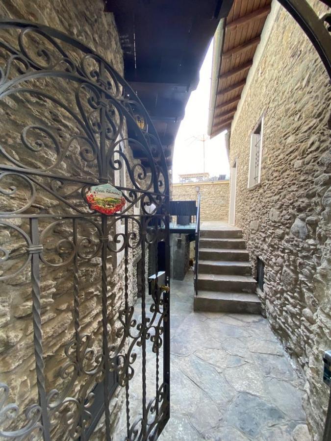 Independent Stone House With Lake View Musso Exterior photo